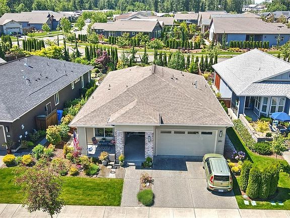 2nd image of 14110 188th Avenue Ct E