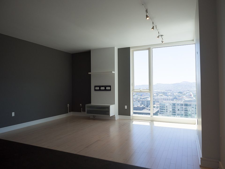 Living & dining area and view