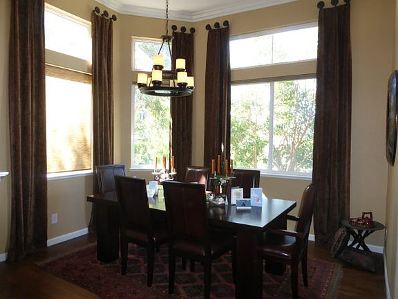 4th image of 121 Warbler Ln