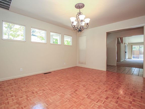 5th image of 1105 Madison Ave #A