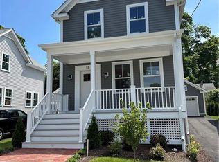 16 Duke St, East Greenwich, RI 02818