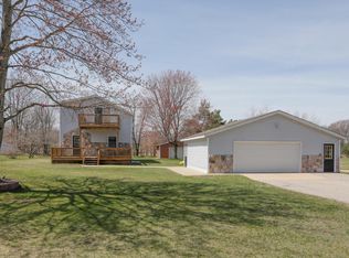 1820 34th St, Allegan, MI 49010