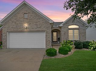 3 Crista Ann Ct, Bloomington, IL 61704