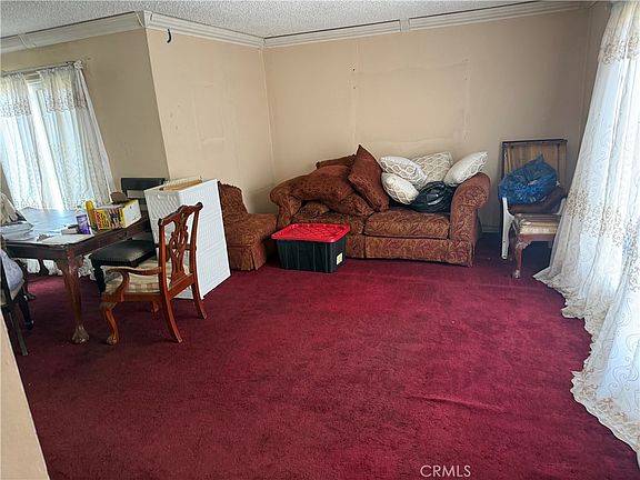 4th image of 422 E 138th St