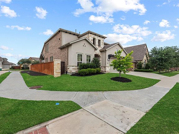5th image of 11203 Whitecap Bay Cir