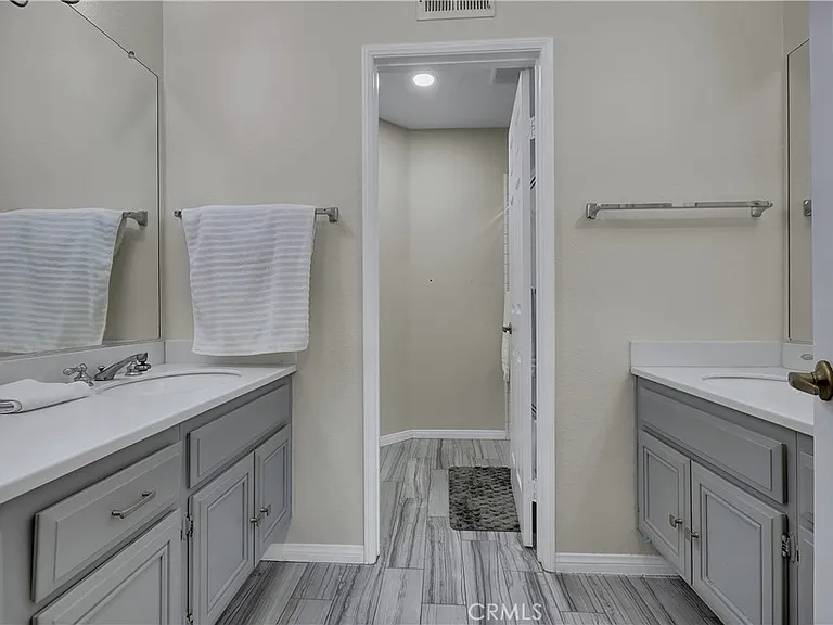 39990 Gibraltar Dr — Photo 44