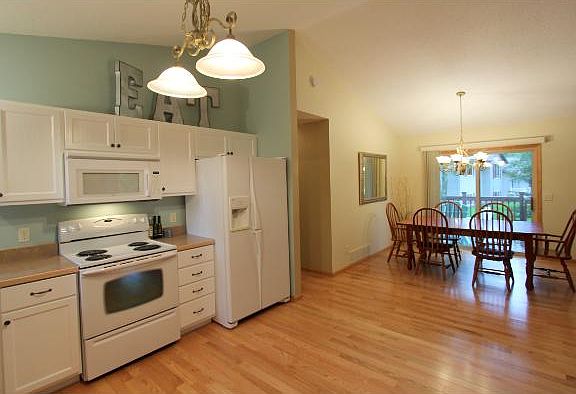 5th image of 13906 Grand Oaks Dr