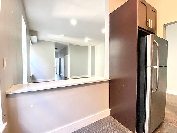 4th image of 120 W 116th St #E5