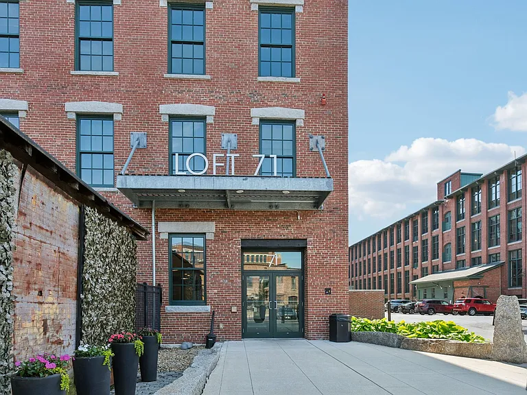 Jackson Street Lofts — Photo 31