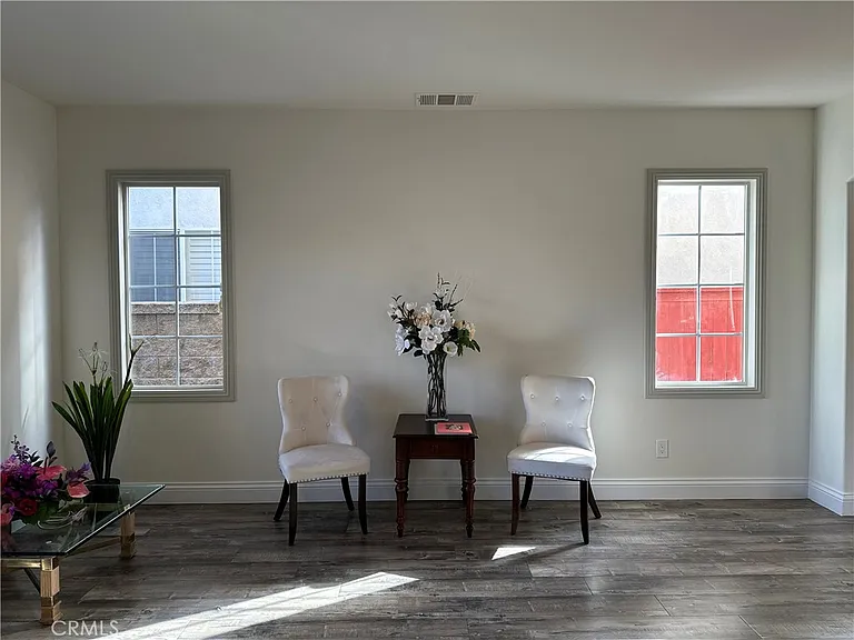 7297 Cobble Creek Dr — Photo 8