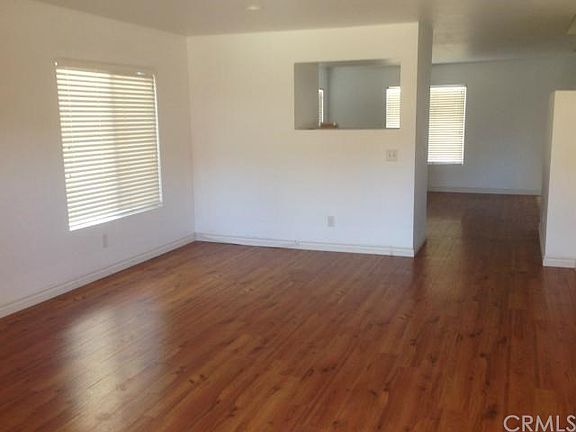 3rd image of 9421 Sapphire Ave