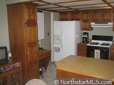 3rd image of 11329 Florida Ave N