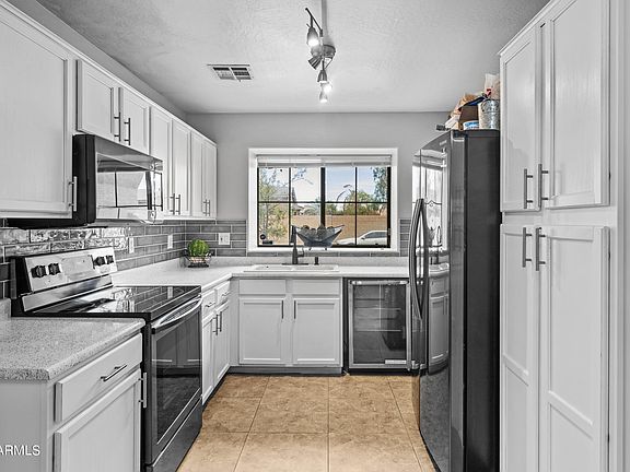 5th image of 2034 S 85TH Avenue