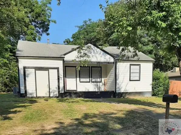 3414 Moore Dr, Texarkana, TX 75503