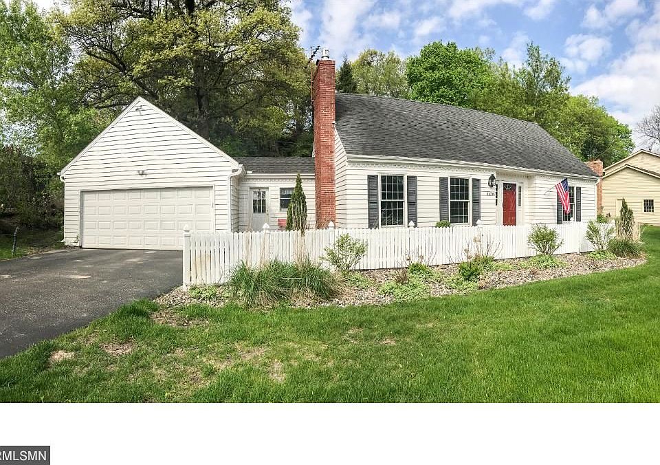 1st image of 13736 E Wellington Cres