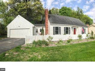 13736 E Wellington Cres, Burnsville, MN 55337