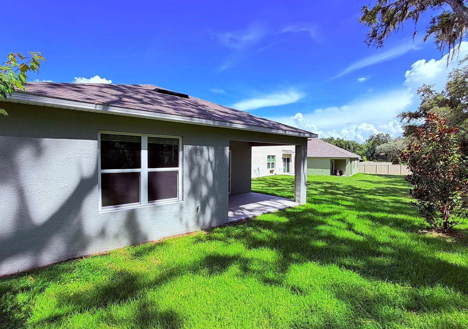 !Price Drop! Ocoee 3 Bedroom 2 Bathroom Available Now! — Photo 4