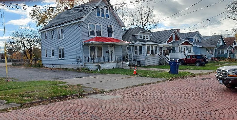 1st image of 203 Colgate Ave Floor 1