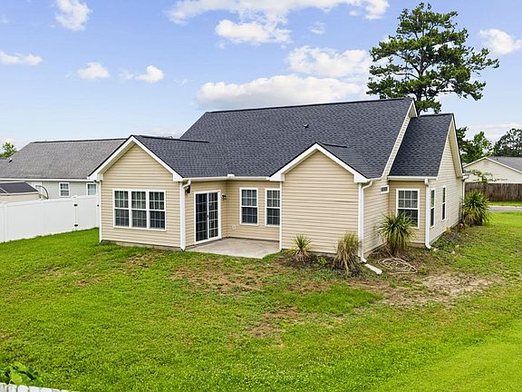 3rd image of 2375 Morlynn Dr.