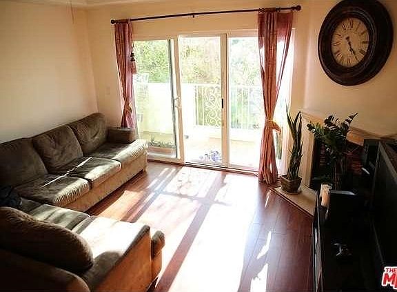 3rd image of 309 S Mariposa Ave APT 103