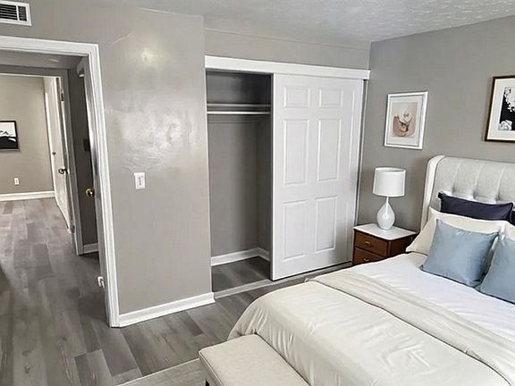 3rd image of 2045 Jammes Rd #7