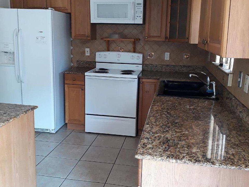 2nd image of 11983 SW 269th Ter