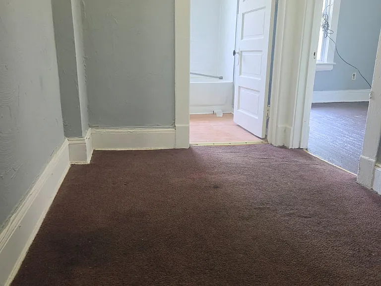 9920-22 Somerset Ave #9920 — Photo 1