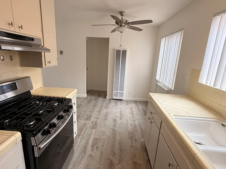 4443 Campus Ave #3 — Photo 8