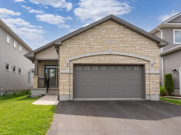 141 Champagne Cres, Loyalist, ON K7N 0B5