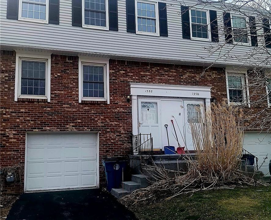 1st image of 1352 Independence Dr
