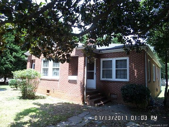 2nd image of 322/324 W McCubbins St
