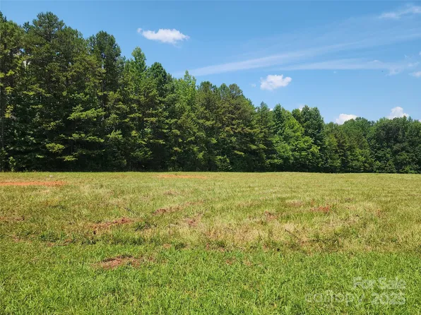 9105 Brief Rd, Charlotte, NC 28227