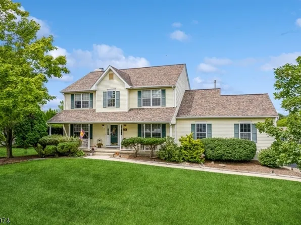 39 Gunther Loop, Franklin Twp., NJ 08873