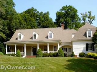 141 Holly Hills Dr, Williamsburg, VA 23185