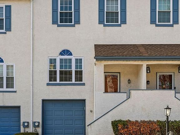 3rd image of 1703 Stoneham Dr #1703
