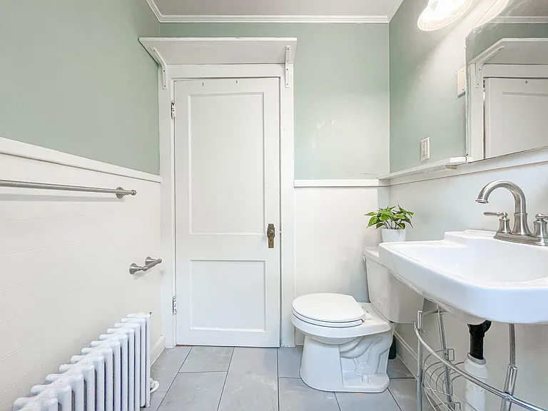 91 Saint Lawrence St #1 — Photo 14