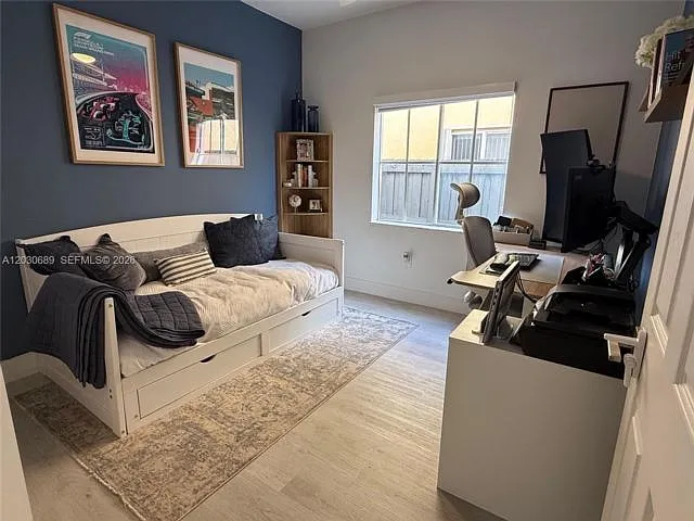3 bed, 2.5 bath, 1868 sqft, $4,000 — Photo 4
