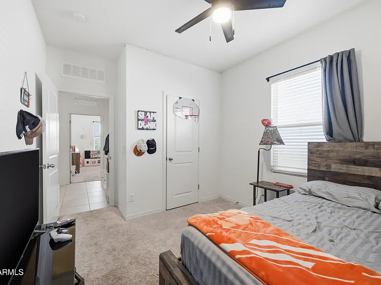 2022 E New Bonnet Ln — Photo 19