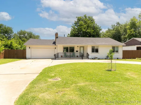 5325 S Delaware Pl, Tulsa, OK 74105