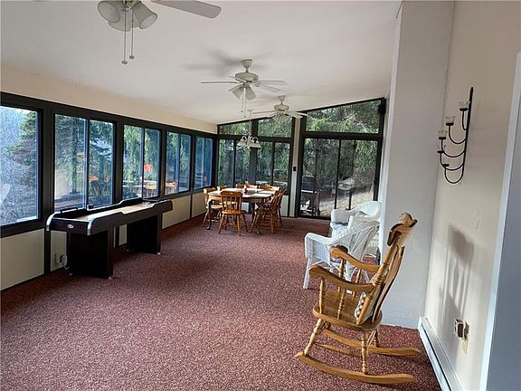 3rd image of 231 Pony Hill Ln