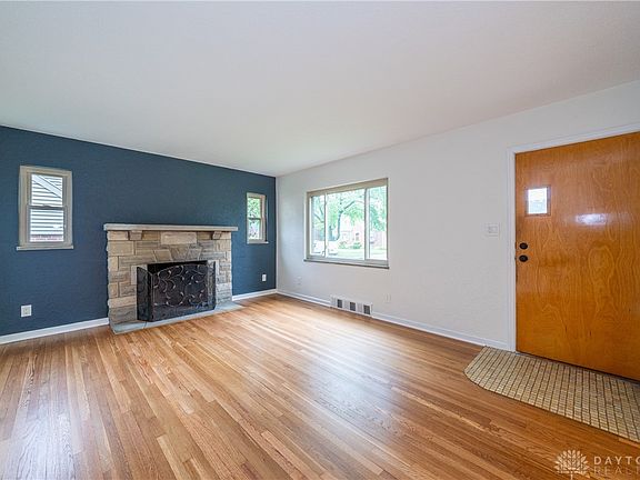 3rd image of 4004 Maricarr Dr