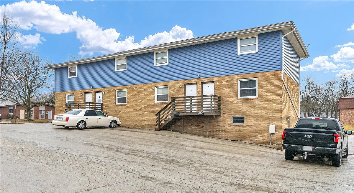 Building Photo - 1513 Woods Ave