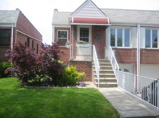 5304 193rd St, Fresh Meadows, NY 11365