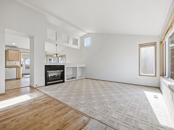4th image of 2630 Sandstone Ln