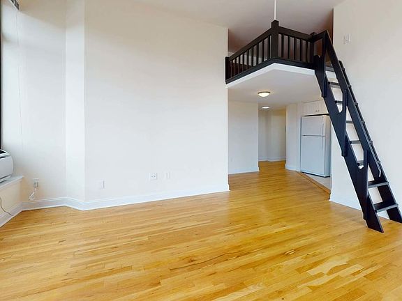 2nd image of 1 Astor Pl #9B