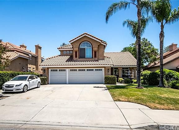 3rd image of 6913 Tiara Ave