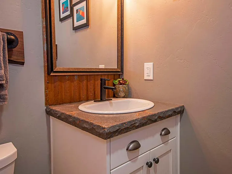 1038 E Black Butte Ave — Photo 20