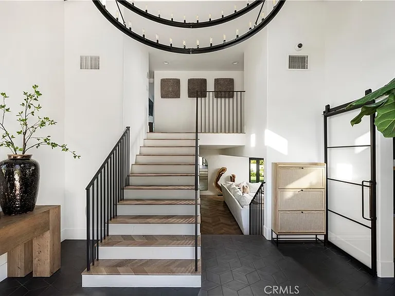 19432 Barrett Hill Cir — Photo 3