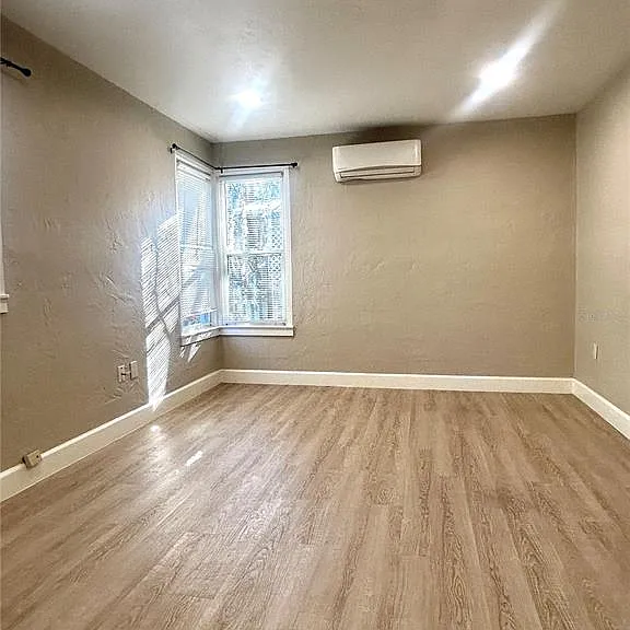 821 NW 8th Ave — Photo 3