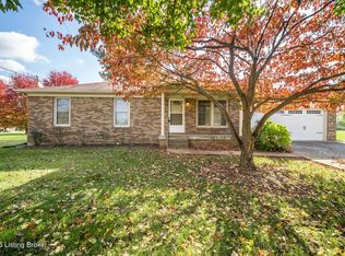 267 Arrowhead Ln, Shepherdsville, KY 40165